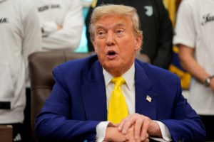 CNN: Η σύνοδος Τραμπ - Πούτιν στην Αλάσκα μοιάζει με μια αργή ήττα για την Ουκρανία