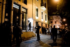 Βίντεο-ντοκουμέντο από τη δράση 28χρονου: Έτσι "ρήμαζε"' τους επιβάτες του Ελ. Βενιζέλος - Αφαιρούσε πολύτιμα αντικείμενα