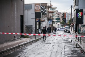 Γκάζι: Σε κρίσιμη κατάσταση ο ένας τραυματίας - Ανθρωποκυνηγητό για τους δράστες - Πώς έγινε η αιματηρή συμπλοκή