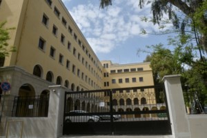 Επίθεση με βιτριόλι - Έκτακτο ανακοινωθέν της Ιεράς Συνόδου: Αποτροπιασμός για το πρωτοφανές περιστατικό