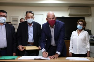 Ανδρουλάκης: Προτείνει 2+1 debate των υποψηφίων για την ηγεσία του ΚΙΝΑΛ - Τι ζητά από τους βουλευτές