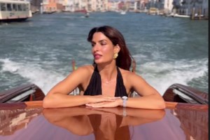 Η Τόνια Σωτηροπούλου αποκάλυψε πόσα λεφτά πήρε για τον Τζέιμς Μποντ: "Θα το έκανα και τσάμπα"- Τι κράτησε από τον Γκρεγκ