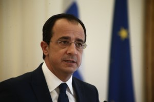 Κύπρος: Επίθεση με πέτρες στο επιτελείο του Νίκου Χριστοδουλίδη - Η απάντηση του υποψήφιου προέδρου