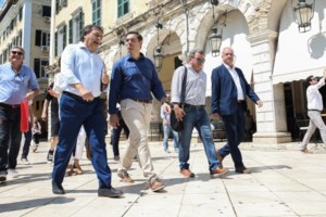 Τσίπρας: Επιλογές της κυβέρνησης η μείωση μισθών, η εκ περιτροπής εργασία και η μη στήριξη επιχειρήσεων - εικόνα 2