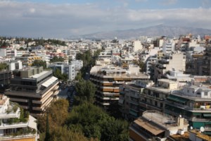 Η απρόσμενη συνάντηση του Κυριάκου Μητσοτάκη με έναν ...τετράποδο φρουρό [εικόνες]