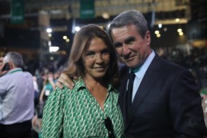 Βάνα Μπάρμπα: "Έπαθα μεγάλη ζημιά - Μεγάλος επιχειρηματίας των μίντια θα πάρει μήνυση από μένα" [Βίντεο]