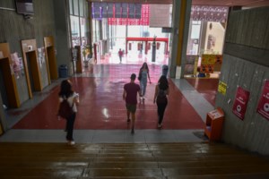 Κορονοϊός: 2.255 νέα κρούσματα - 39 θάνατοι και 352 διασωληνωμένοι - εικόνα 6