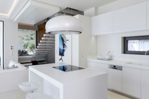 Μοντέρνες κατασκευές με γυάλινα κάγκελα που αλλάζουν τα δεδομένα