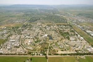 Επίσημο: Αυτό είναι το πανίσχυρο λέιζερ που διώχνει τους κεραυνούς - Η δημιουργία των Ευρωπαίων επιστημόνων - εικόνα 2