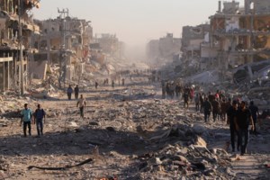 "Δεν πρόκειται να αφοπλιστούμε", λέει ηγετικό στέλεχος της Χαμάς - Επέστρεψαν στη Γάζα πάνω από 500.000 Παλαιστίνιοι