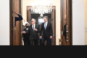 Μαρινάκης για ομόφυλα ζευγάρια: Ο νόμος θα ψηφιστεί, δεν υπάρχει μπρος πίσω - Δεν νομοθετεί η Εκκλησία