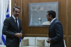 Δημοσκόπηση Pulse: 6,5% μπροστά η ΝΔ - Σε ποιο κόμμα βρίσκονται πιο κοντά οι αναποφάσιστοι, τα σενάρια κατανομής εδρών