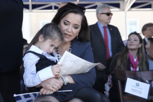 Συγκινεί ο Κώστας Μπακογιάννης: Η μάνα μου είναι ο πιο δυνατός άνθρωπος που ξέρω, αληθινός βράχος