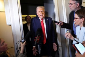 Ανάλυση: Γιατί οι δασμοί του Τραμπ είναι βλακώδεις - "Νομίζω ότι πηγαίνει πολύ καλά", επιμένει ο πρόεδρος των ΗΠΑ - εικόνα 3