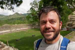 Ηλέκτρα Αστέρη: Η νέα τρυφερή φωτογραφία ενώ θηλάζει τη νεογέννητη κόρη της - εικόνα 4