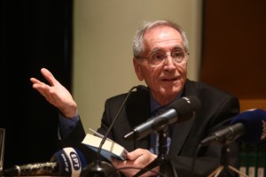 Γιώργος Καραϊβάζ: Συγκλονίζει αυτόπτης μάρτυρας - "Δεν πρόλαβε να πάρει ανάσα" - Ο εκτελεστής με το στρατιωτικό μπουφάν - εικόνα 2