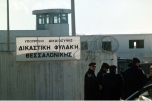 Lockdown: "Βρέχει" πρόστιμα σε δρόμους, λαϊκές, καταστήματα - Πάνω από 55.000 έλεγχοι της αστυνομίας - εικόνα 2