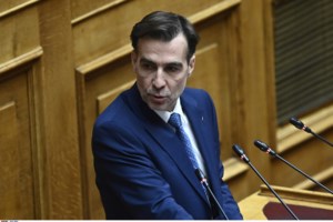 Παραιτήθηκε ο Χουρδάκης δύο ημέρες μετά την προσχώρησή του στο Κίνημα Δημοκρατίας - Δεν την έκανε δεκτή ο Κασσελάκης