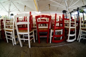 Απίστευτο: Στη Θεσσαλονίκη έχουν κλείσει τα κομμωτήρια... ρεζερβέ για μετά την καραντίνα!