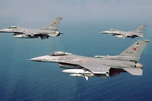 Δένδιας: "H θέση της Ελλάδας παραμένει μία και αταλάντευτη: σεβασμός στο διεθνές δίκαιο και συνεργασία με την ΕΕ" - εικόνα 3