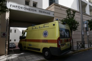 Αγανακτισμένοι πολίτες "μπούκαραν" στη ΔΕΥΑ Λουτρακίου - Εν μέσω καύσωνα έχουν μείνει χωρίς νερό - εικόνα 4