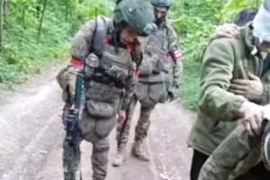 ΗΠΑ: Ο Μπάιντεν ζήτησε συγνώμη απ τον Ζελένσκι για τις καθυστερήσεις σχετικά με την έγκριση της αμερικανικής βοήθειας - εικόνα 4