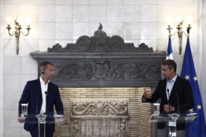 Νέα Φιλαδέλφεια: Κροάτες προφυλακισμένοι είχαν έρθει ξανά το "αιματηρό" 2015 - Δύο σουγιάδες ίσως "δείξουν" τον δράστη - εικόνα 2