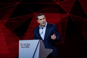 Άγχος Τσίπρα για τις κάλπες στον ΣΥΡΙΖΑ, αν και μοναδικος υποψήφιος- Ειρωνίες για τα sms σε  στελέχη ΝΔ - ΚΚΕ να ψηφίσουν