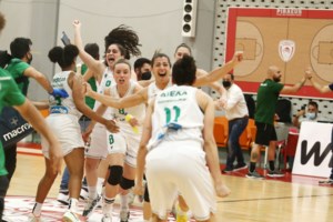 Μπάσκετ Γυναικών: Οι ενστάσεις του Ολυμπιακού ανέβαλαν τη φιέστα του Παναθηναϊκού