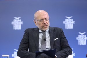 Ο Μαρινάκης καλύπτει τον Βαρτζόπουλο μετά τον σάλο με τη δήλωση για τις γυναικοκτονίες: "Μίλησε επιστημονικά"