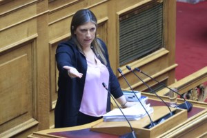 Τροχαίο για τη Ζωή Κωνσταντοπούλου στο Λαύριο