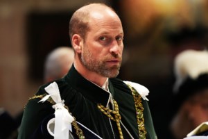 Ο πρίγκιπας Χάρι επέστρεψε στη Βρετανία - Τι έκανε τον βασιλιά Κάρολο να φτάσει στα όριά του