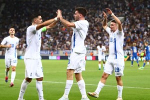 Nations League: "Δύο στα δύο" για την Εθνική μας, 2-0 την Ιρλανδία και πρωτιά στον όμιλο - Γκολάρες από Ιωαννίδη, Τζόλη
