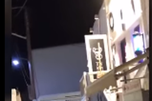 Τα "έσπασε" στη Μύκονο ο Μαγκουάιρ της Μάντσεστερ: Σαμπάνιες και αστακοί αξίας 70.000€ - Ο λογαριασμός πρόκληση - εικόνα 3