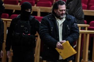 Συγκέντρωση "Χρυσής Αυγής" στο κέντρο της Αθήνας - Η απόφαση της ΕΛΑΣ, οι αντιδράσεις και η απάντηση του Δήμου