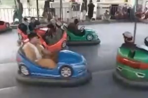 Viral η δημοσιογράφος του CNN στο Αφγανιστάν: Φόρεσε χιτζάμπ ή όχι μετά την κυριαρχία των Ταλιμπάν; - εικόνα 2