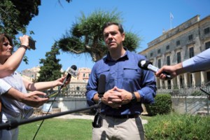 ΣΥΡΙΖΑ για επιστροφή χρημάτων από Alter Ego: "Μητσοτάκης-Πέτσας δεν είναι μόνο βαριά εκτεθειμένοι, αλλά και καταγέλαστοι" - εικόνα 3