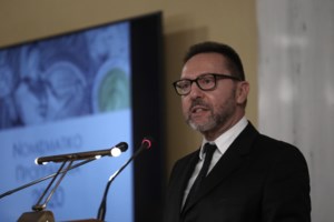 Όταν ο Τσίπρας επικαλείται τον Στουρνάρα αλλά "ξεχνά" τη μισή δήλωσή του