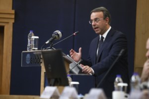 Σε άμεση ισχύ από σήμερα η ρήτρα για τις μη απολύσεις στις επιχειρήσεις