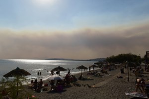 Ιταλία: Πυρκαγιά ξέσπασε κοντά σε στούντιο της Rai στη Ρώμη- Εξερράγησαν αυτοκίνητα, εκκενώθηκαν πολυκατοικίες - εικόνα 6