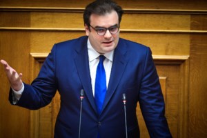 Πιερρακάκης: "Στηρίζουμε το δημόσιο πανεπιστήμιο με πράξεις και όχι με λόγια" - εικόνα 2