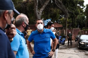 Εύβοια: Μάχη με τις αναζωπυρώσεις - Τα νέα σημεία που προκαλούν ανησυχία - Ανεξέλεγκτο το μέτωπο στις Καματριάδες