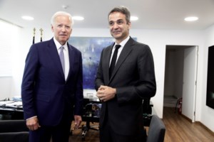 Πέτσας: Ο ΣΥΡΙΖΑ διαστρέβλωσε τη φράση μου "είναι λογικό κάποιος που δυσκολεύεται, να θέλει να τιμωρήσει την κυβέρνηση"