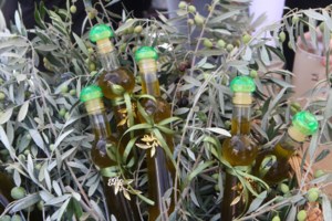 Γιατί μια τετραμελής οικογένεια κινδυνεύει να πληρώσει 500 ευρώ για το λάδι της χρονιάς