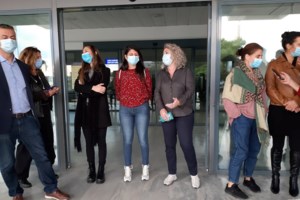 Συγκινεί η υγειονομικός που πάει εθελοντικά στο ΑΧΕΠΑ: "Οπου χρειάζονται χέρια, η βοήθεια με τα λόγια δεν έχει αποτέλεσμα" - εικόνα 7