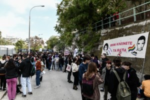 Επεισόδιο στη δίκη Ζακ Κωστόπουλου: Συνήγορος υπεράσπισης ζήτησε να αποβληθεί από την αίθουσα ο δημοσιογράφος Πουλής