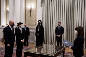 Γιατρομανωλάκης- Ο πρώτος gay Ελληνας υπουργός για την υπουργοποίησή του: "Καμία άλλη κυβέρνηση δεν το τόλμησε" - εικόνα 2