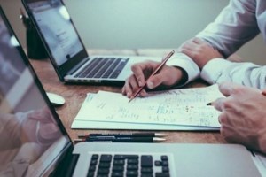 Τροπολογία.ΠΑΣΟΚ: Ελεύθερες συλλογικές διαπραγματεύσεις, επέκταση μετενέργειας και προσφυγής στη διαιτησία