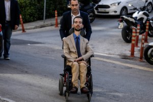 Κυμπουρόπουλος μετά τον σάλο: Δεν είμαι κατά των αμβλώσεων, αλλά να προστατεύεται το παιδί από τη σύλληψη - εικόνα 2