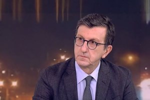 Ρομά από διάφορες περιοχές της Ελλάδας καταφτάνουν στη Θεσσαλονίκη για τον 16χρονο